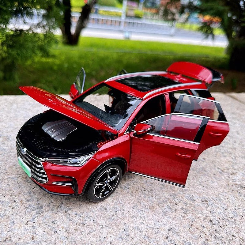 BYD Collector's Edition 1:18 Alloy Model